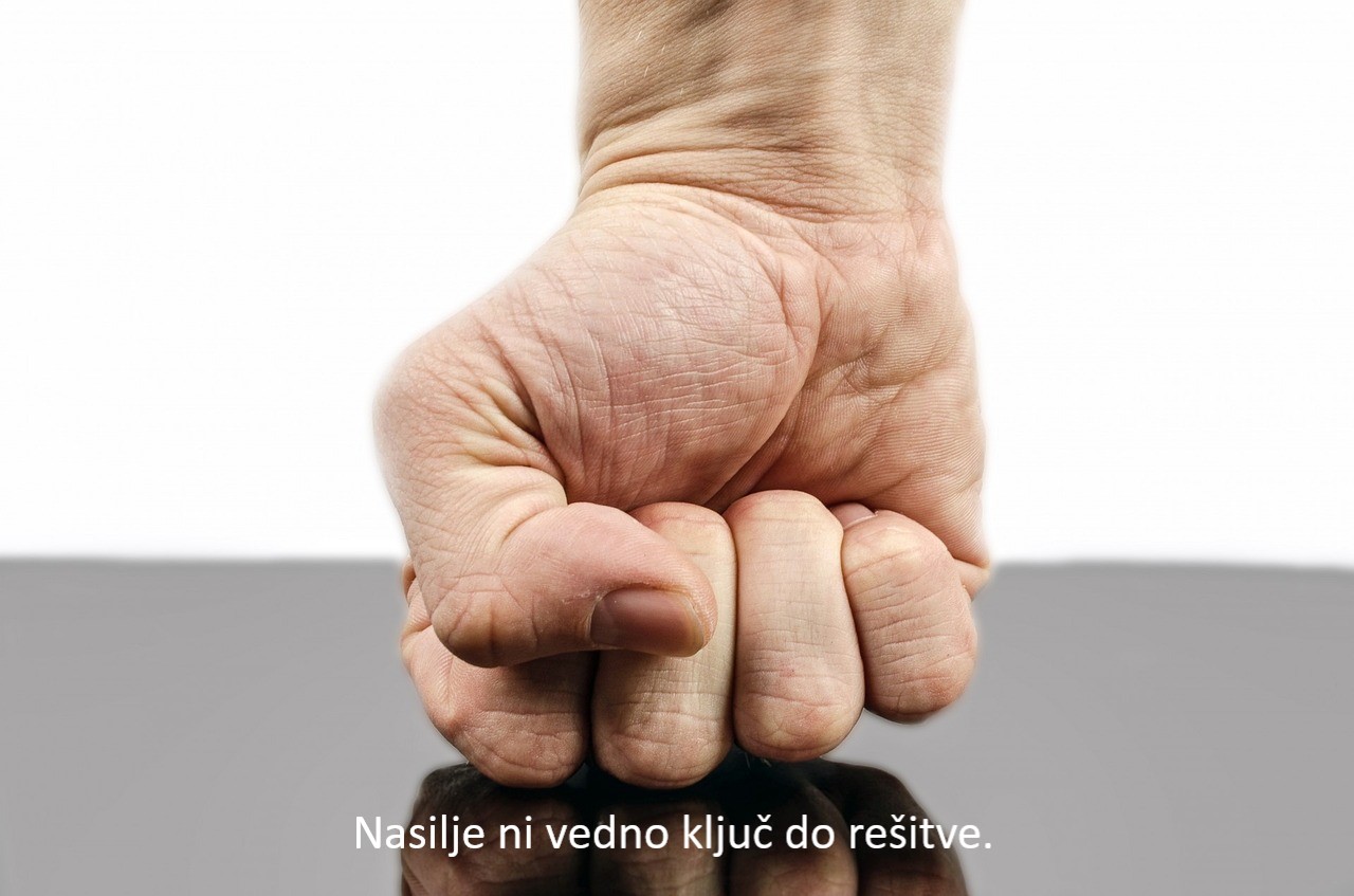 punch 316605 1280